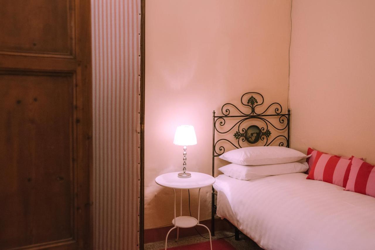 Palazzo Romani Adami Фермо Екстериор снимка