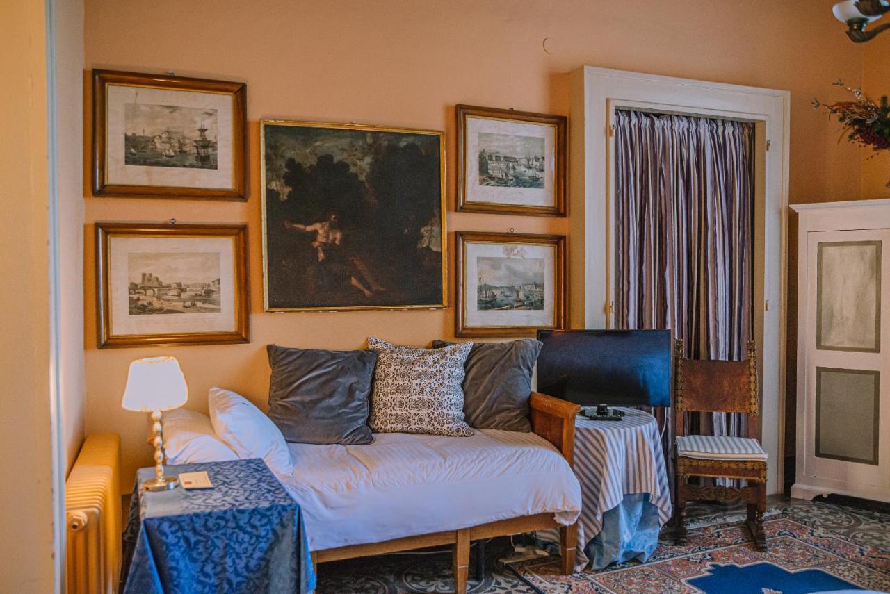 Palazzo Romani Adami Фермо Екстериор снимка