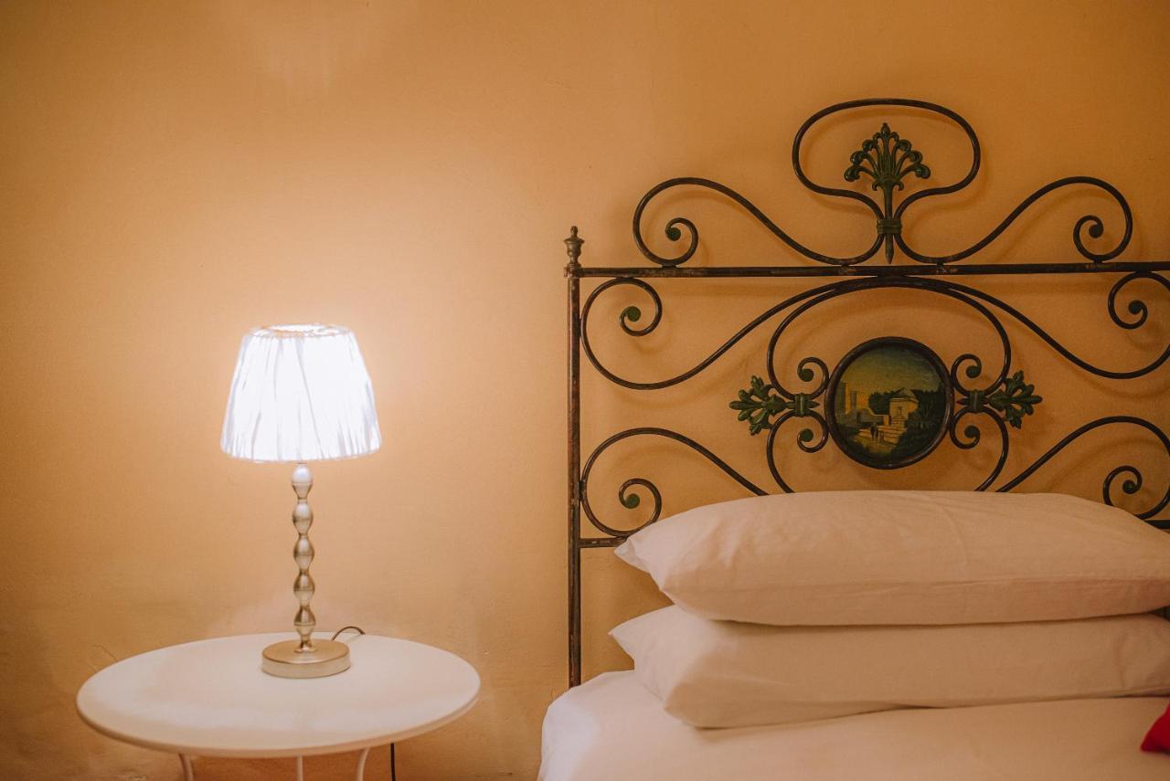 Palazzo Romani Adami Фермо Екстериор снимка