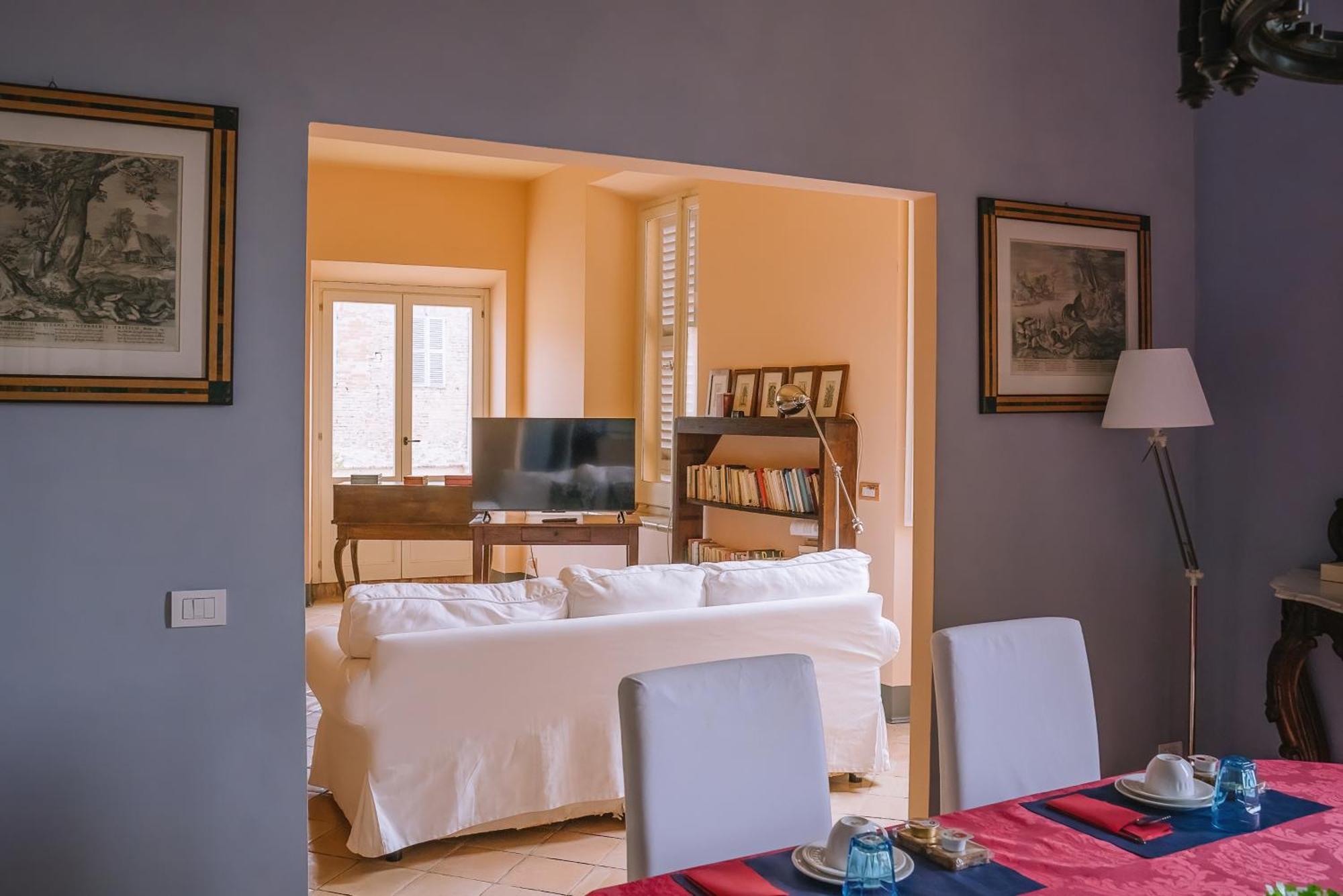 Palazzo Romani Adami Фермо Екстериор снимка